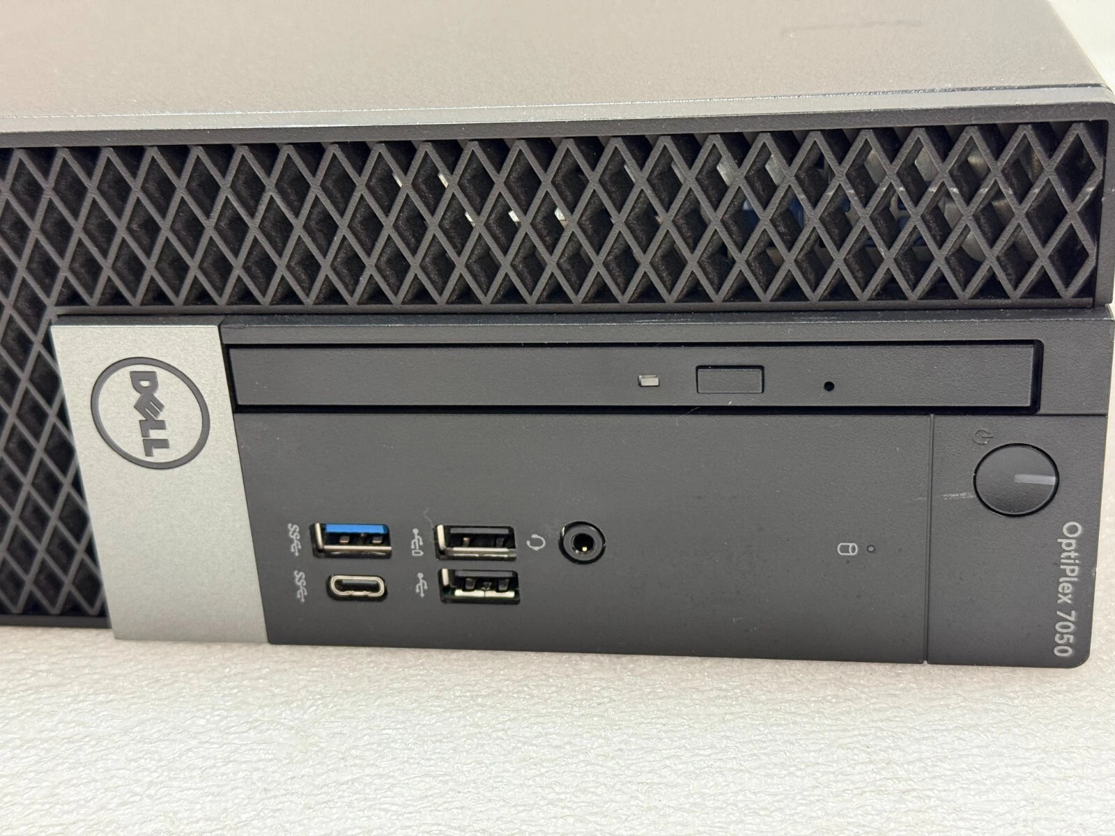 Refurb Dell OptiPlex 7050/ Intel Core i7-7700/ 32GB RAM/ 2TB HDD/ 256GB SSD/ Windows 10 Pro