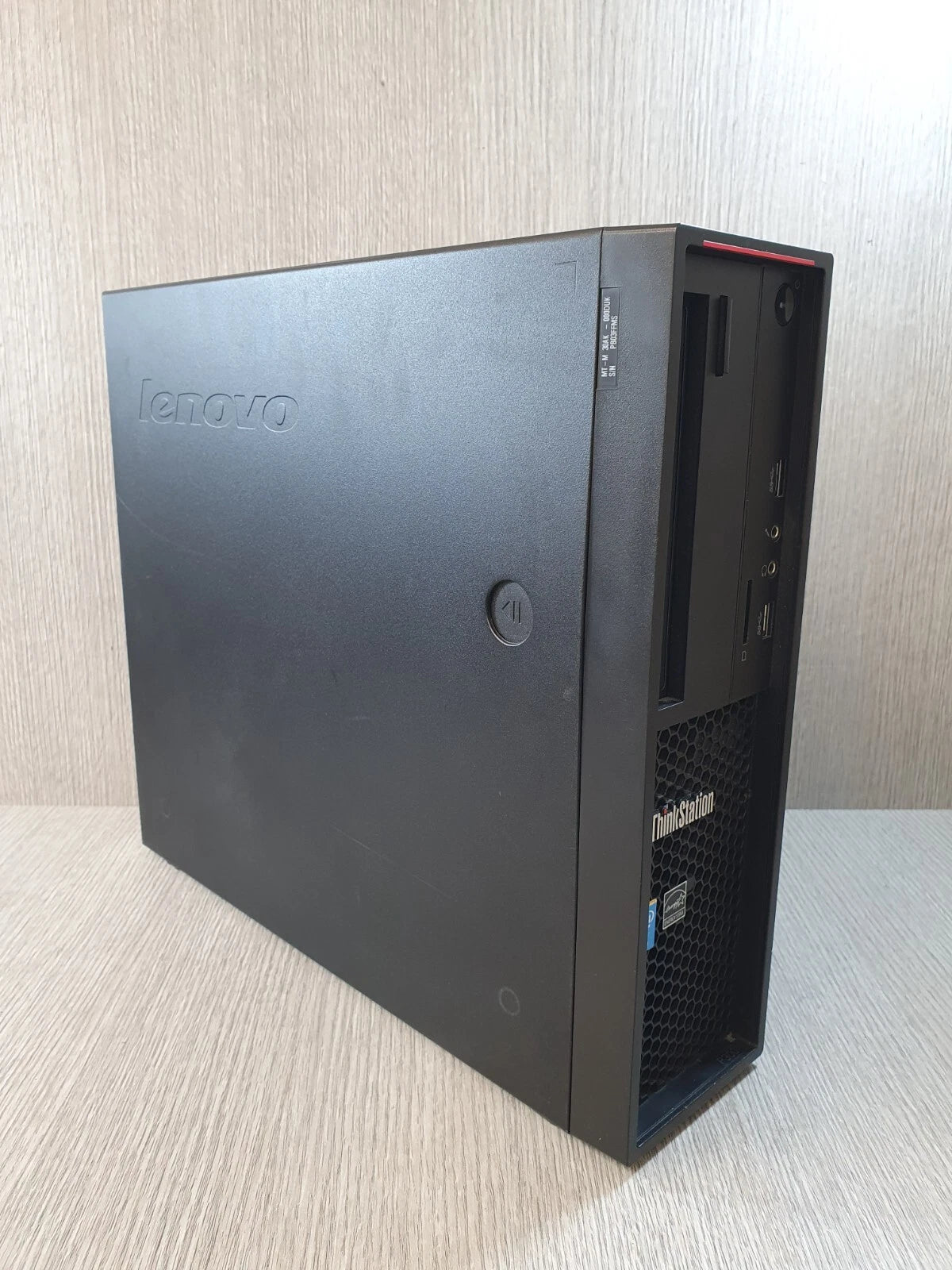 Refurb Lenovo ThinkStation P300/ / Intel Core i7-4790 /16GB RAM/256GB SSD /DVD-RW/Windows 10